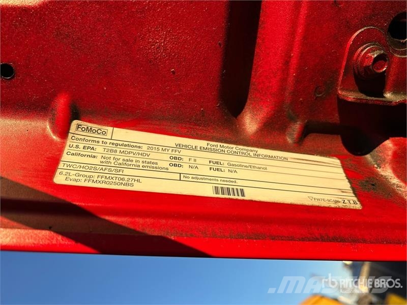 Ford F-250 XL 4x4 Crew Cab Pickup Ostalo