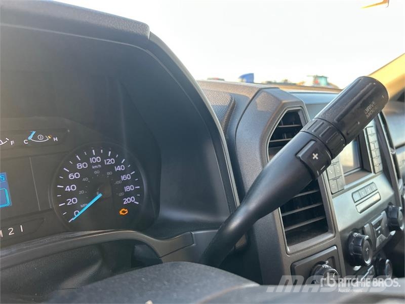 Ford F-250 XL 4x4 Extended Cab Pickup Ostalo