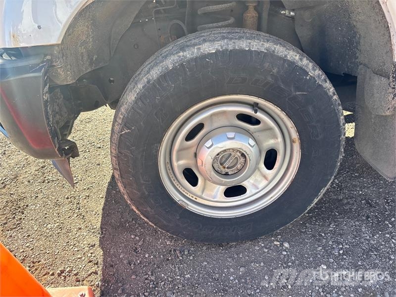 Ford F-250 XL 4x4 Extended Cab Pickup Muu
