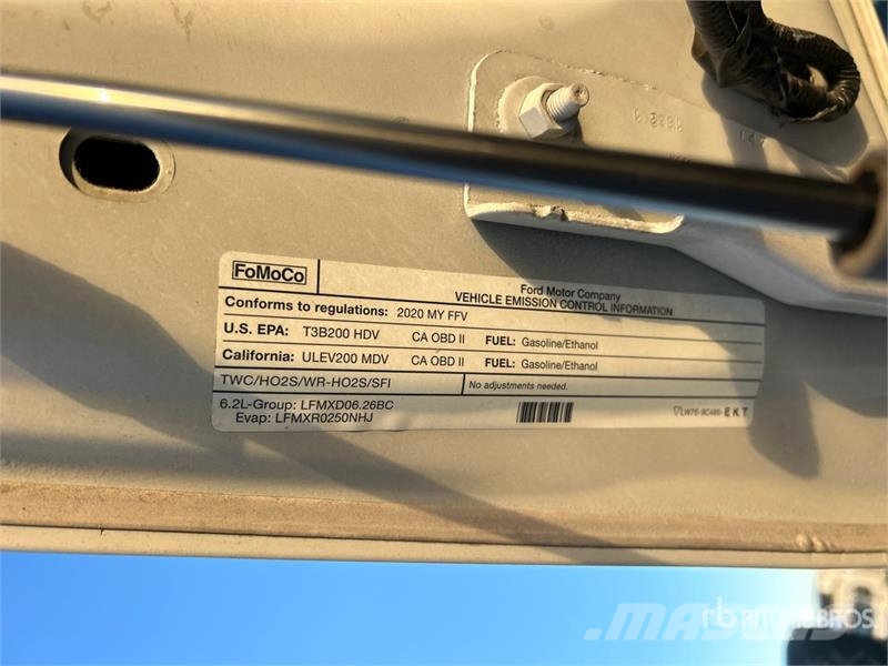 Ford F-250 XL 4x4 Extended Cab Pickup Ostalo