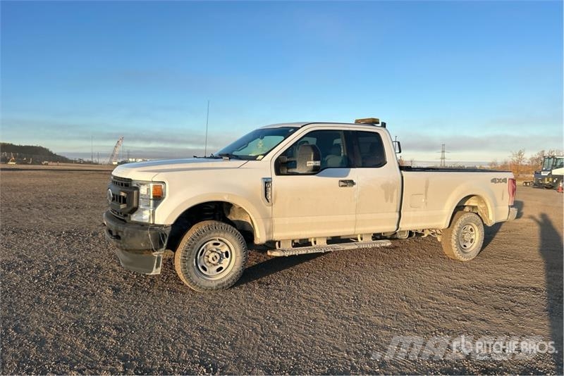 Ford F-250 XL 4x4 Extended Cab Pickup Ostalo