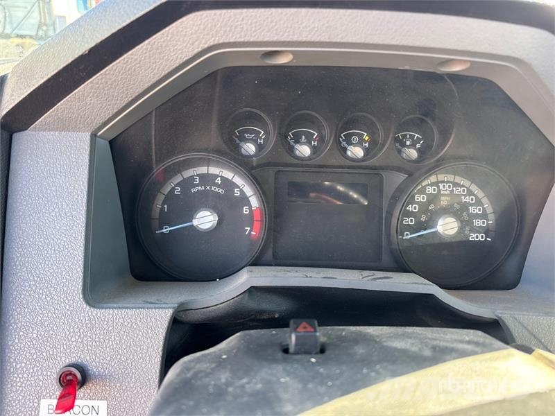 Ford F-250 XL 4x4 Extended Cab Pickup Muu