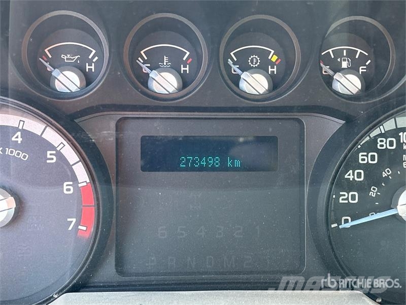 Ford F-250 XL 4x4 Extended Cab Pickup Inne