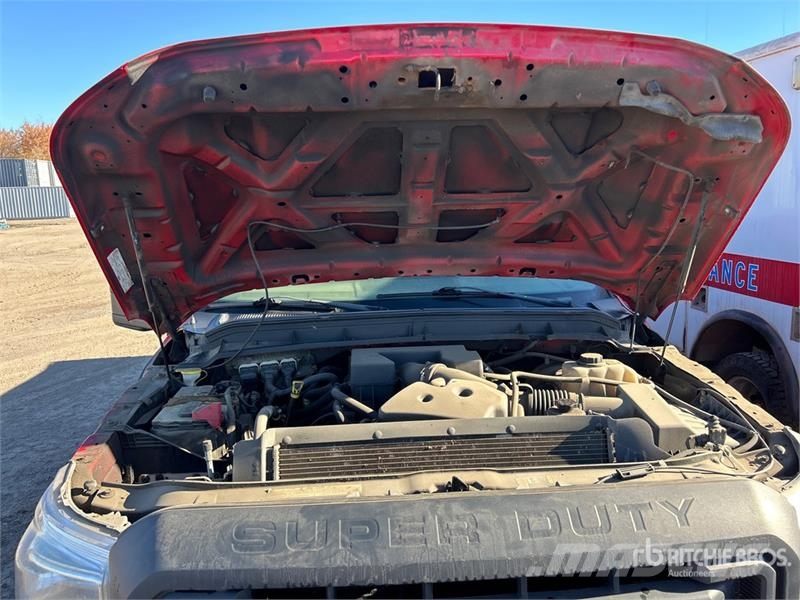 Ford F-250 XL 4x4 Extended Cab Pickup Inne