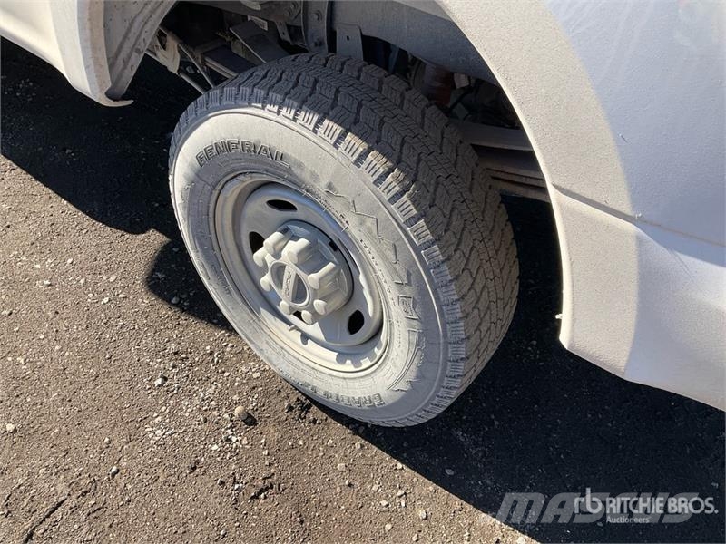 Ford F-250 XL 4x4 Pickup 其他