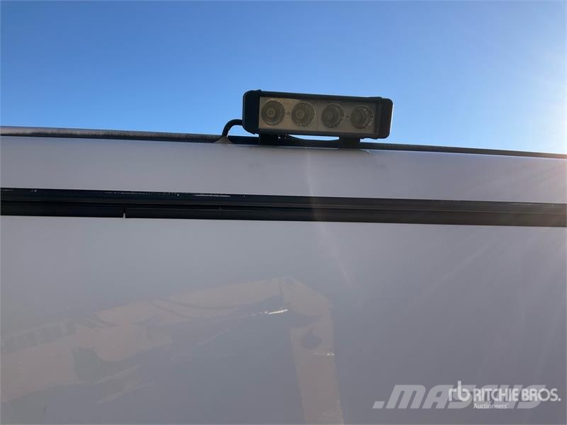 Ford F-250 XL 4x4 Pickup Ostalo