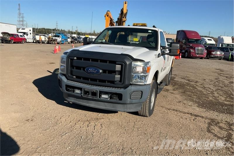 Ford F-250 XL 4x4 Pickup Ostalo