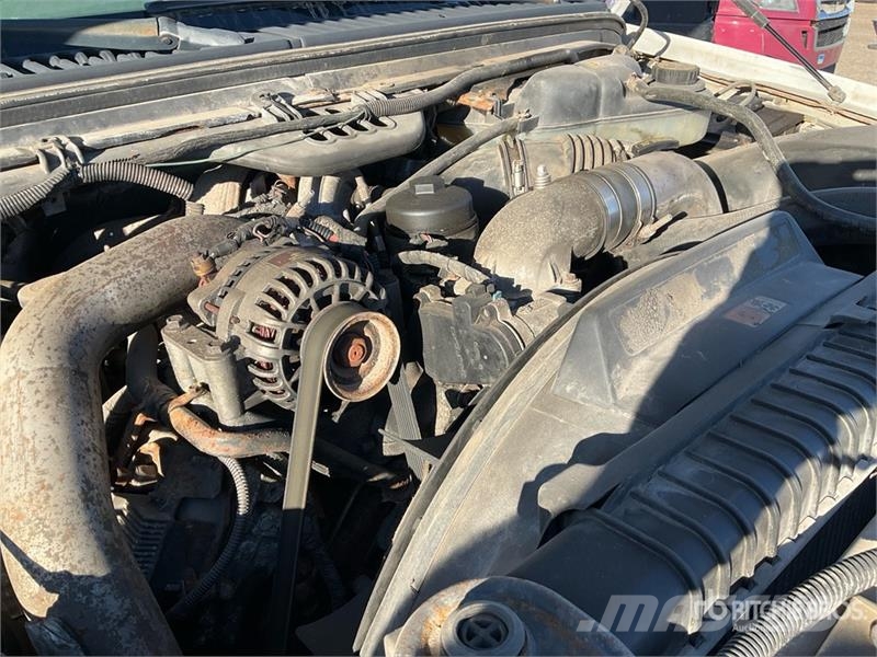 Ford F-250 XL 4x4 Pickup Outros