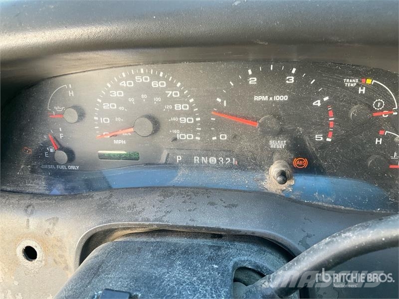 Ford F-250 XL 4x4 Pickup Outros