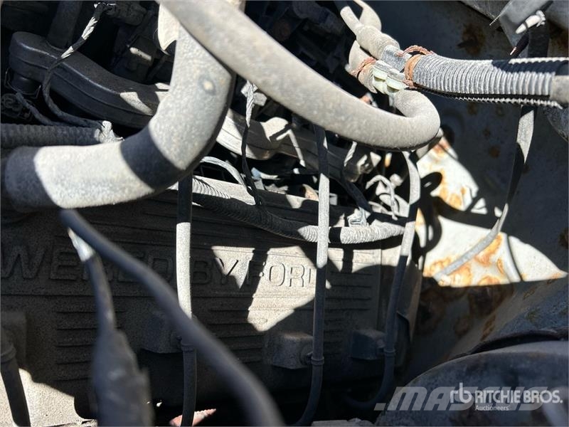 Ford F-250 XL 4x4 Snow Plow Truck Komunalna vozila za opštu namenu