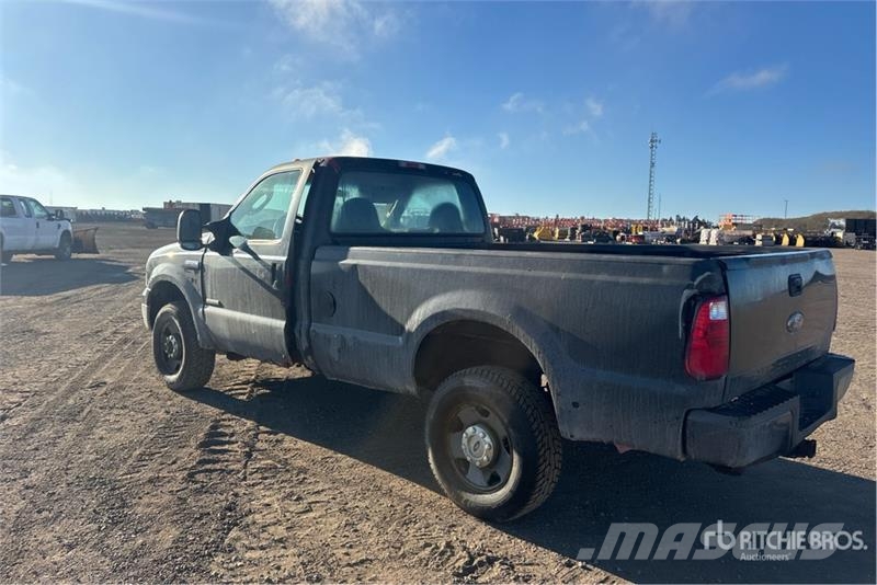 Ford F-250 XL XL 4x4 Pickup Ostalo