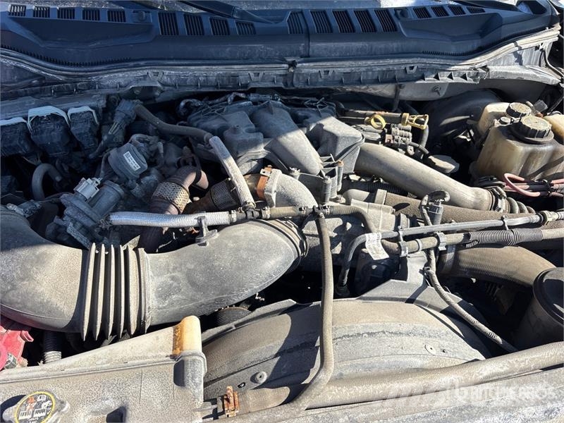 Ford F-250 XLT 4x4 Crew Cab Pickup Anders