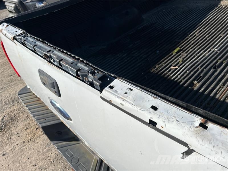 Ford F-250 XLT 4x4 Crew Cab Pickup Other