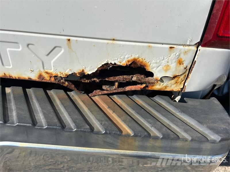 Ford F-250 XLT 4x4 Crew Cab Pickup Other