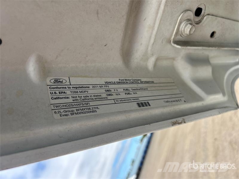 Ford F-250 XLT 4x4 Crew Cab Pickup Drugi