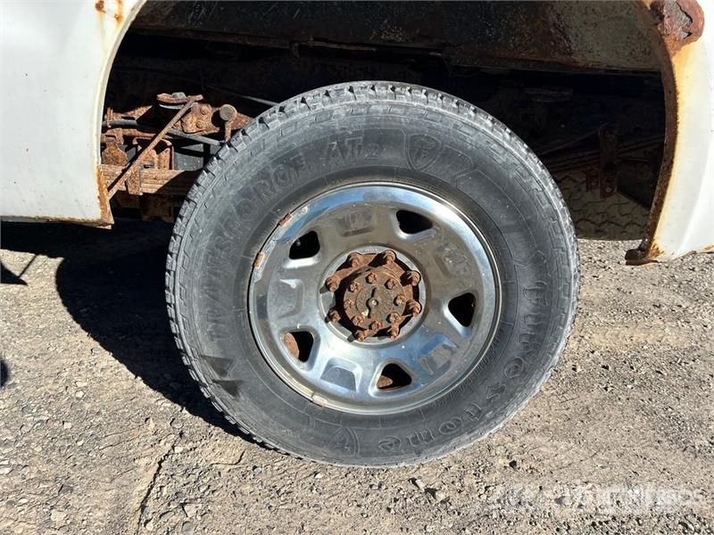 Ford F-250 XLT 4x4 Crew Cab Pickup Other