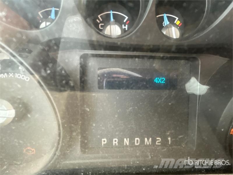 Ford F-250 XLT 4x4 Crew Cab Pickup Drugi