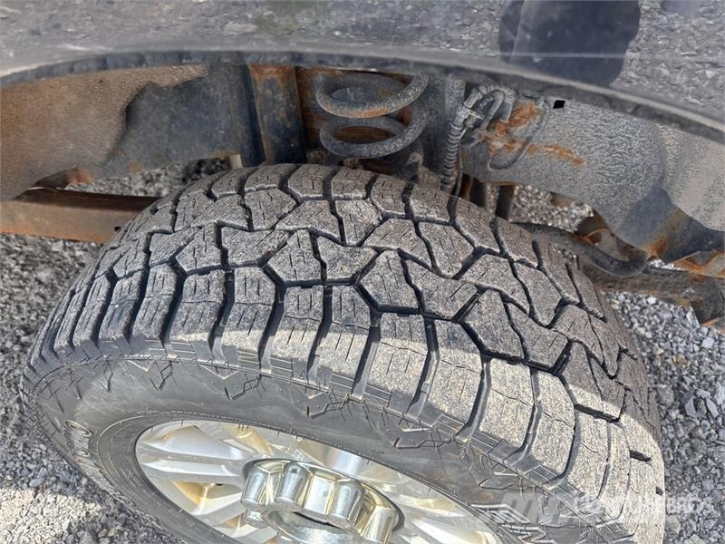 Ford F-250 XLT 4x4 Crew Cab Pickup Anders