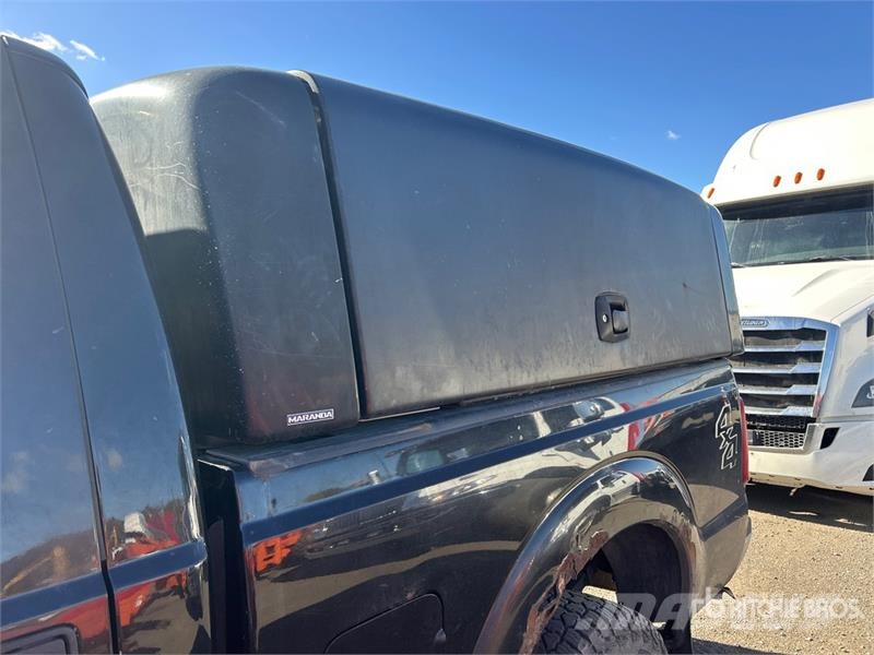Ford F-250 XLT 4x4 Crew Cab Pickup Прочие фургоны