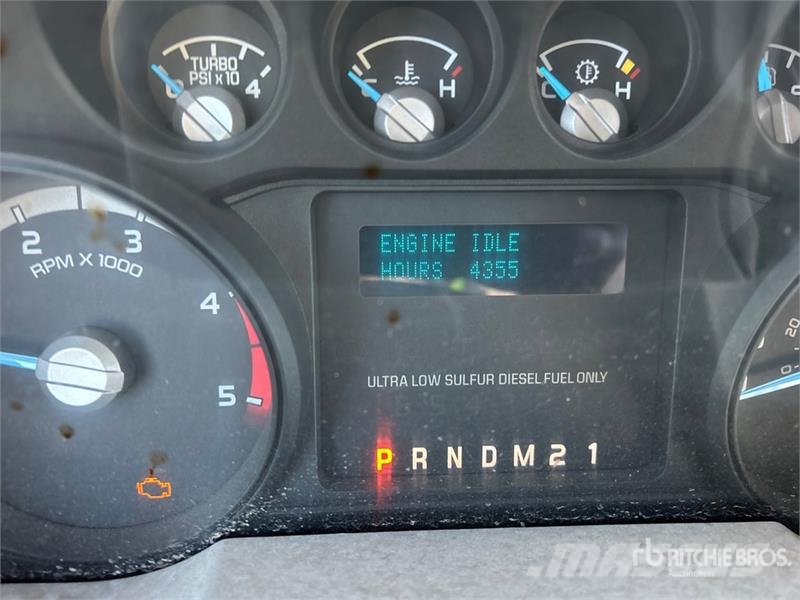 Ford F-250 XLT 4x4 Crew Cab Pickup Ostalo