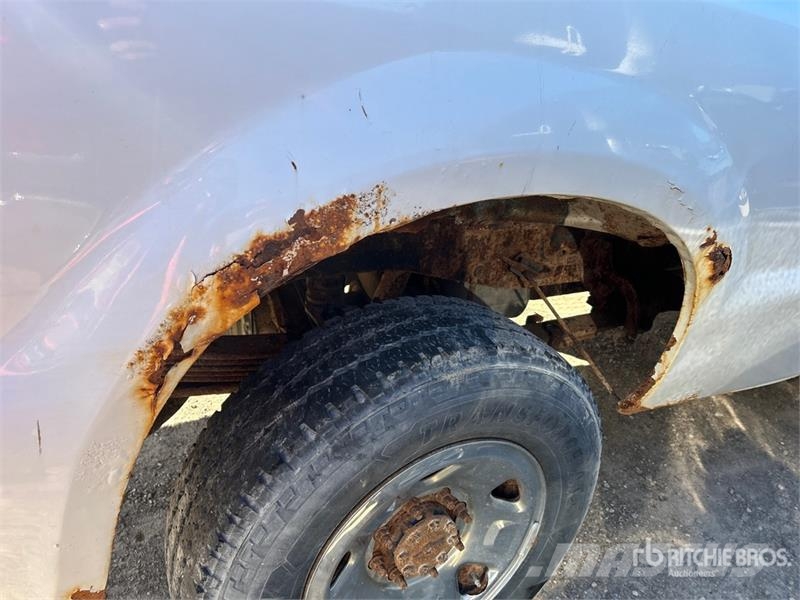 Ford F-250 XLT 4x4 Crew Cab Pickup Other