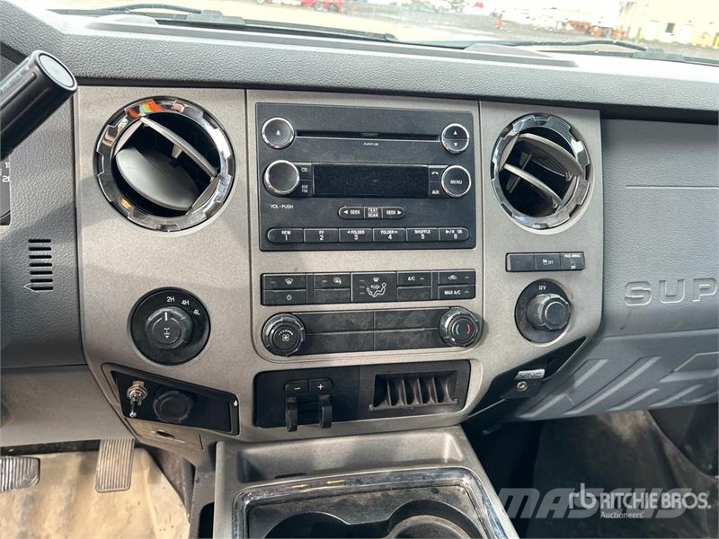 Ford F-250 XLT 4x4 Extended Cab Pickup Ostalo
