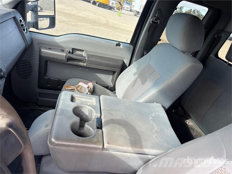 Ford F-250 XLT 4x4 Extended Cab Pickup Ostalo