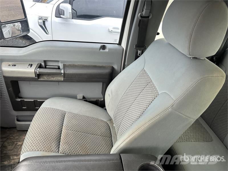 Ford F-250 XLT 4x4 Extended Cab Pickup Ostalo