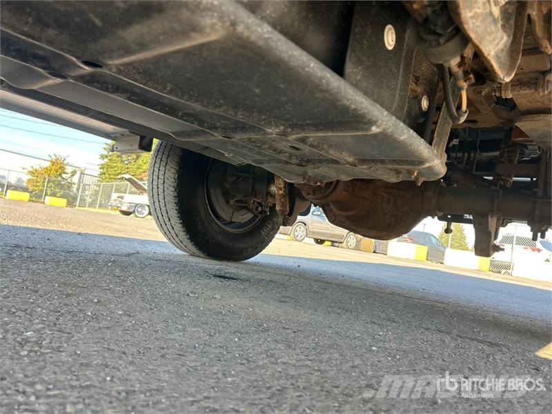 Ford F-250 XLT 4x4 Extended Cab Utility Truck Pik up kamioni
