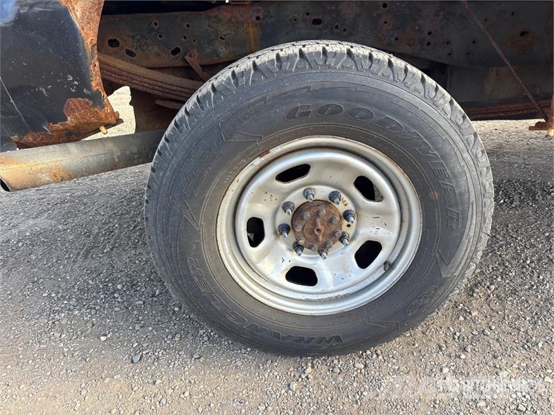 Ford F-250 XLT 4x4 Extended Cab Pickup Ostalo