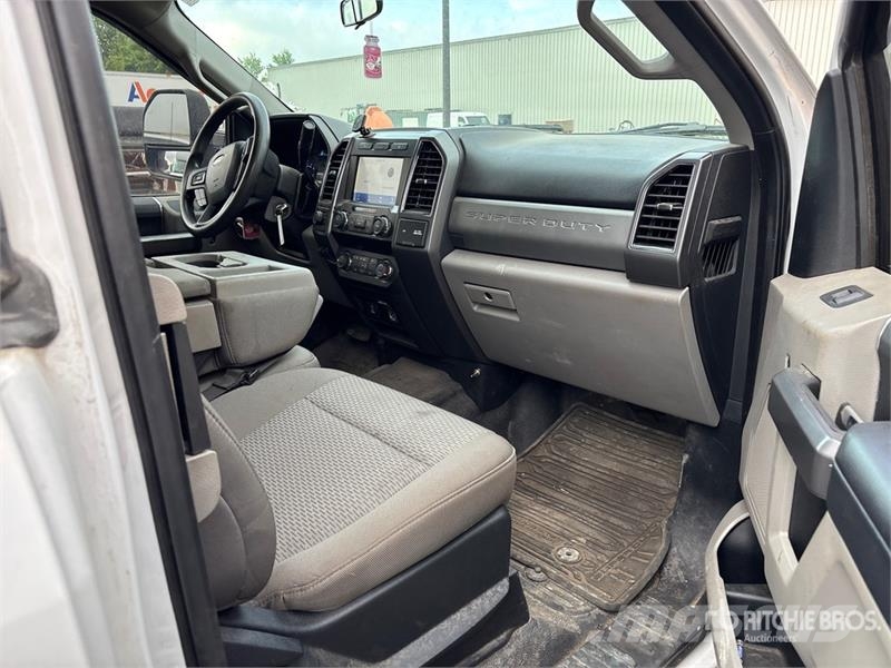 Ford F-250 XLT 4x4 Extended Cab Pickup (Inoperable) Άλλα Vans