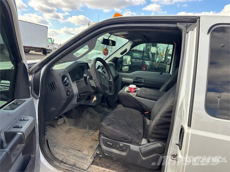 Ford F-250 XLT 4x4 Extended Cab Pickup Inne
