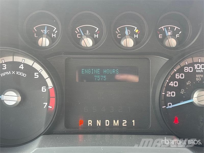 Ford F-250 XLT 4x4 Extended Cab Pickup Ostalo