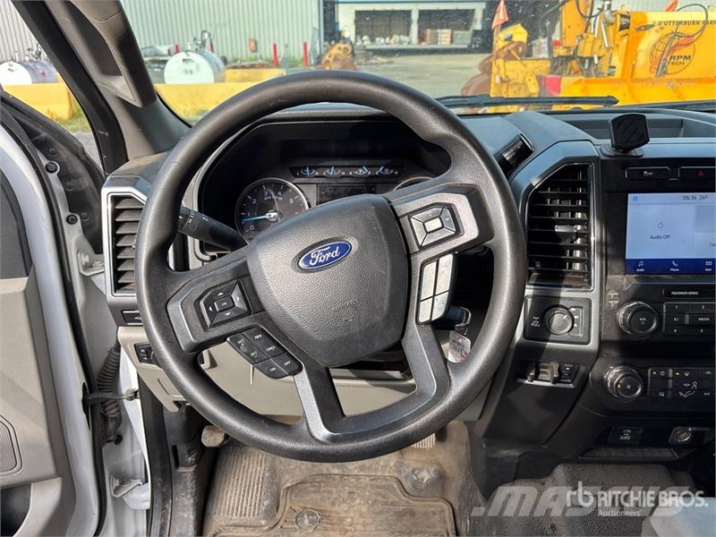 Ford F-250 XLT 4x4 Extended Cab Pickup (Inoperable) Άλλα Vans