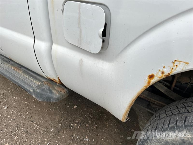 Ford F-250 XLT 4x4 Extended Cab Pickup Ostalo