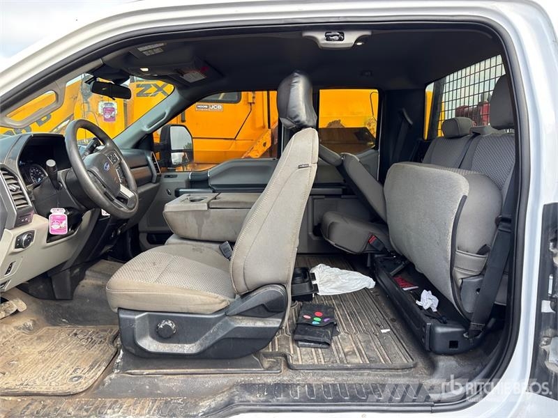 Ford F-250 XLT 4x4 Extended Cab Pickup (Inoperable) Άλλα Vans