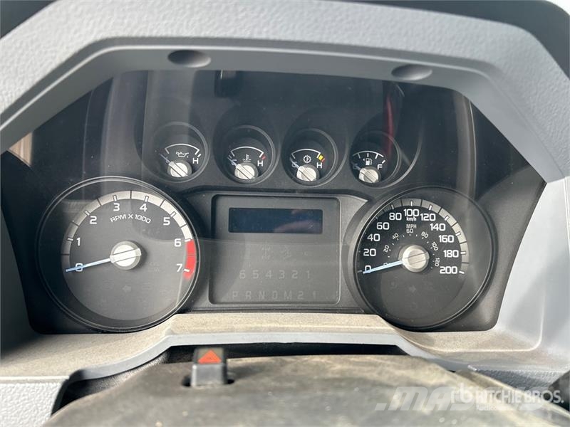 Ford F-250 XLT 4x4 Extended Cab Pickup Ostalo