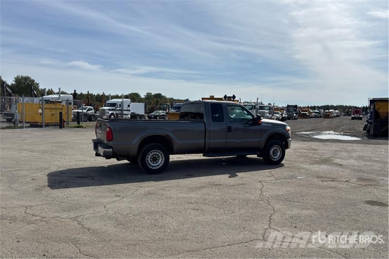 Ford F-250 XLT 4x4 Extended Cab Pickup Άλλα Vans