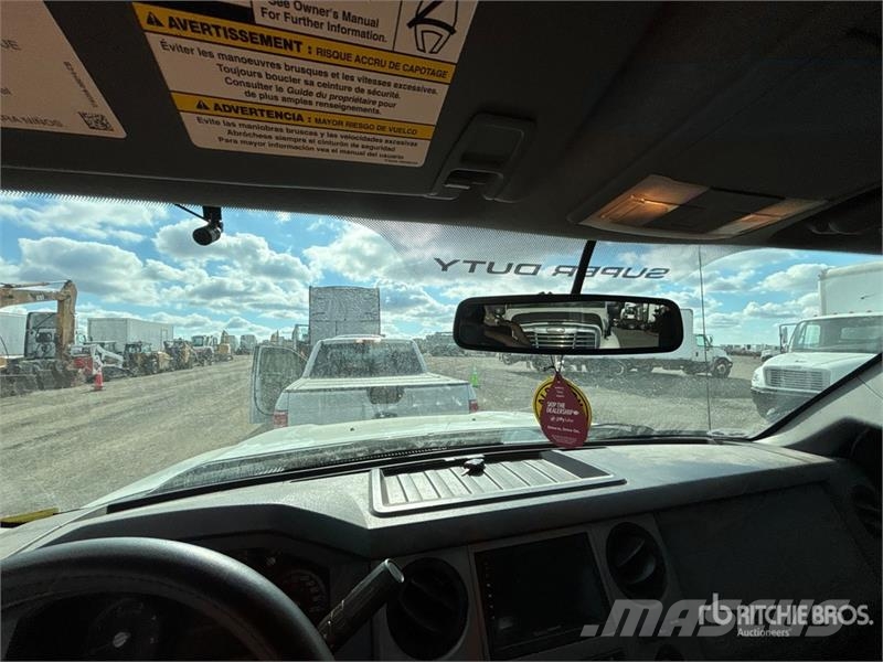 Ford F-250 XLT 4x4 Extended Cab Pickup Inne