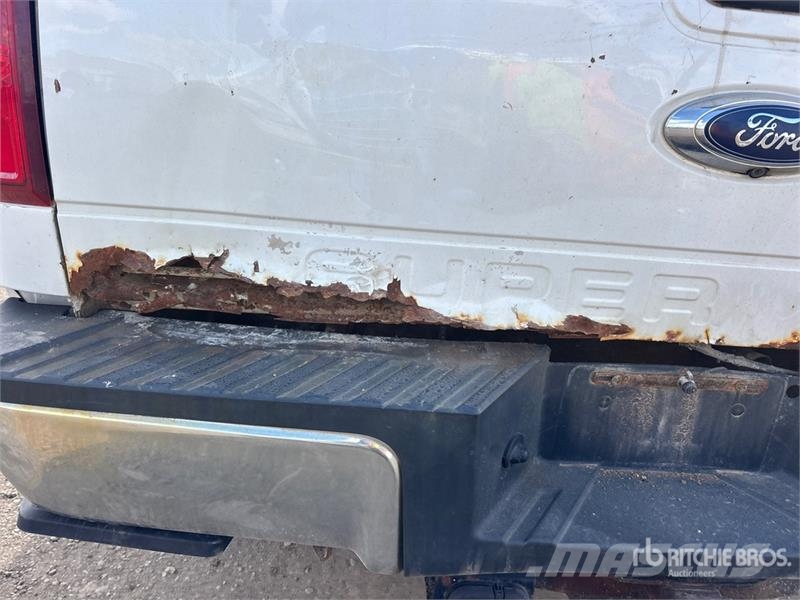 Ford F-250 XLT 4x4 Extended Cab Pickup Inne