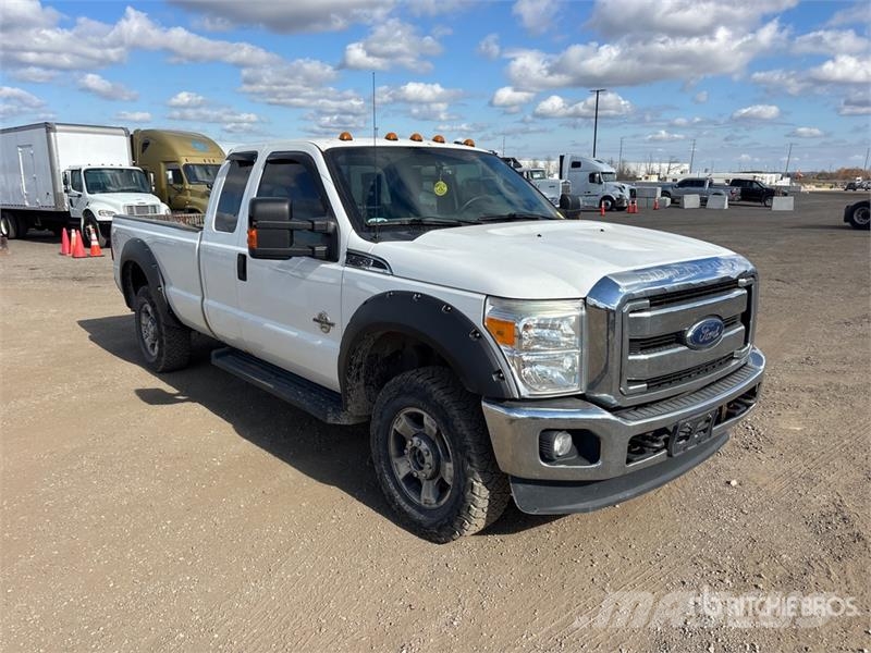 Ford F-250 XLT 4x4 Extended Cab Pickup Inne