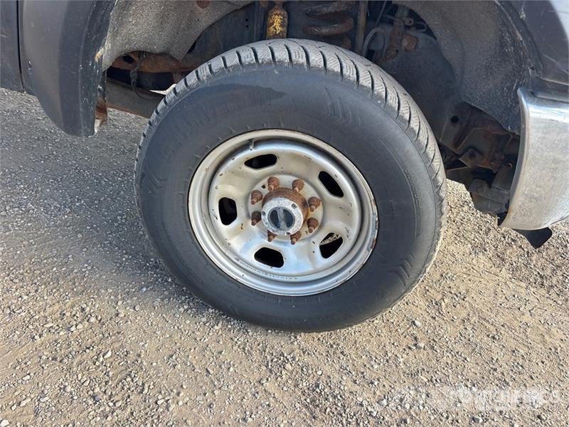 Ford F-250 XLT 4x4 Extended Cab Pickup Ostalo