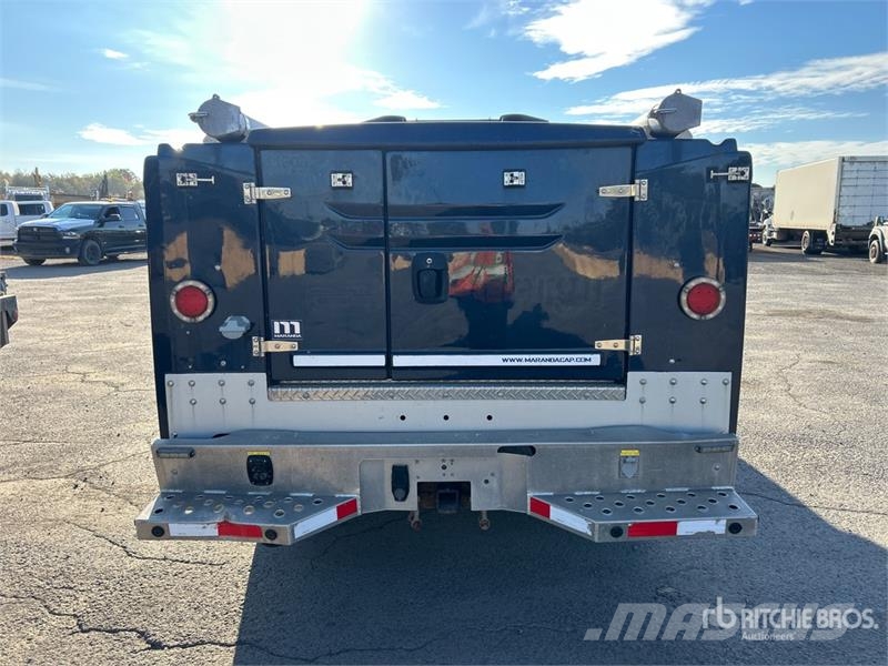 Ford F-250 XLT 4x4 Extended Cab Utility Truck Pik up kamioni