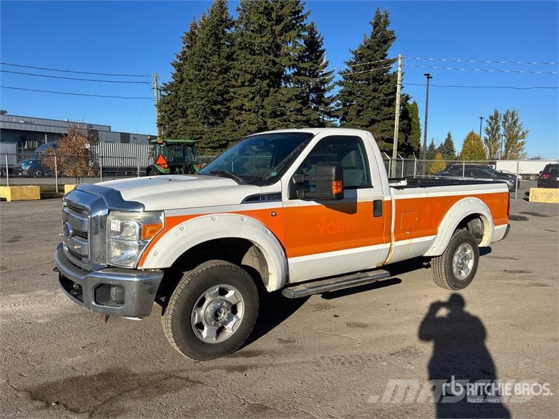 Ford F-250 XLT 4x4 Pickup Inne
