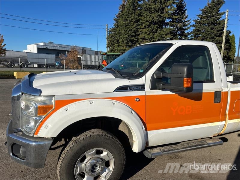 Ford F-250 XLT 4x4 Pickup Inne