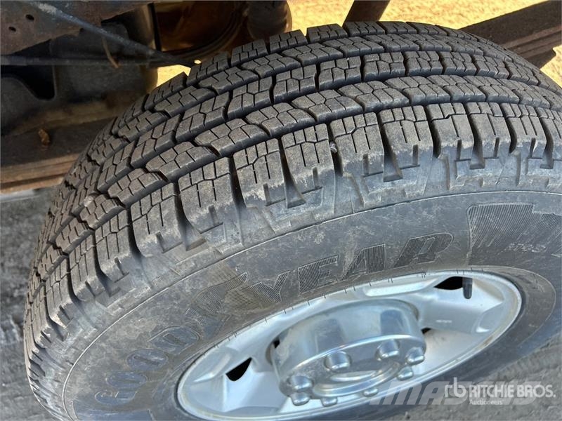 Ford F-250 XLT 4x4 Pickup Inne