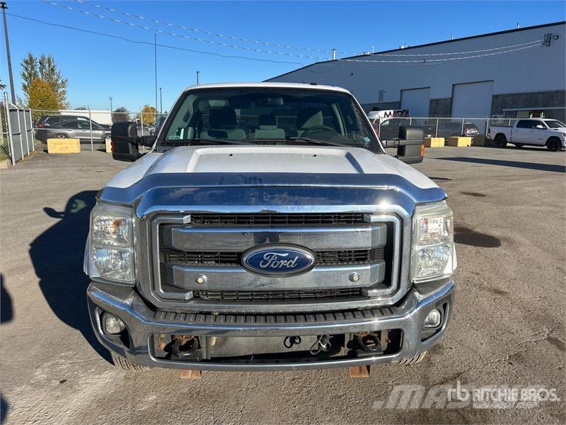 Ford F-250 XLT 4x4 Pickup Inne