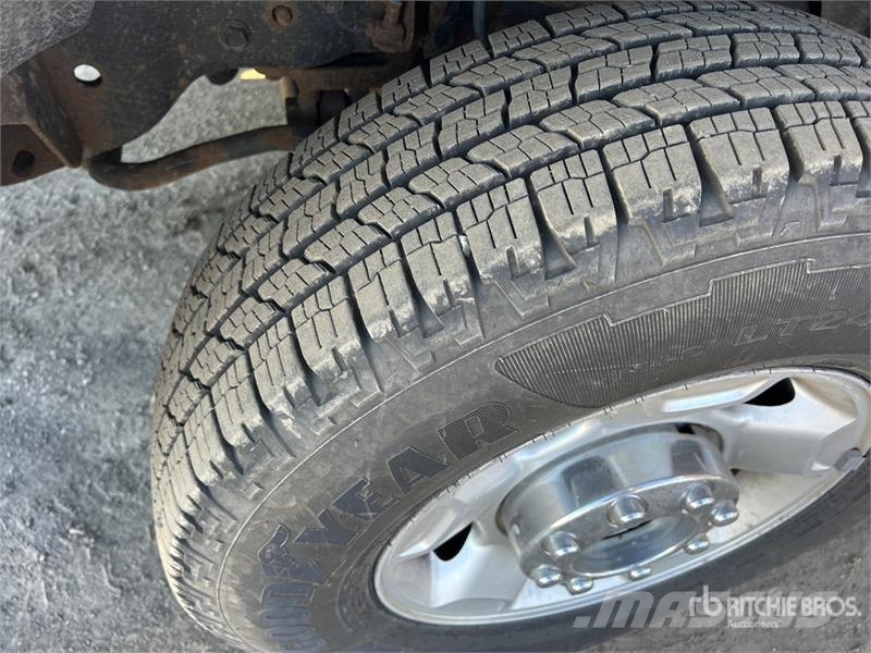Ford F-250 XLT 4x4 Pickup Inne