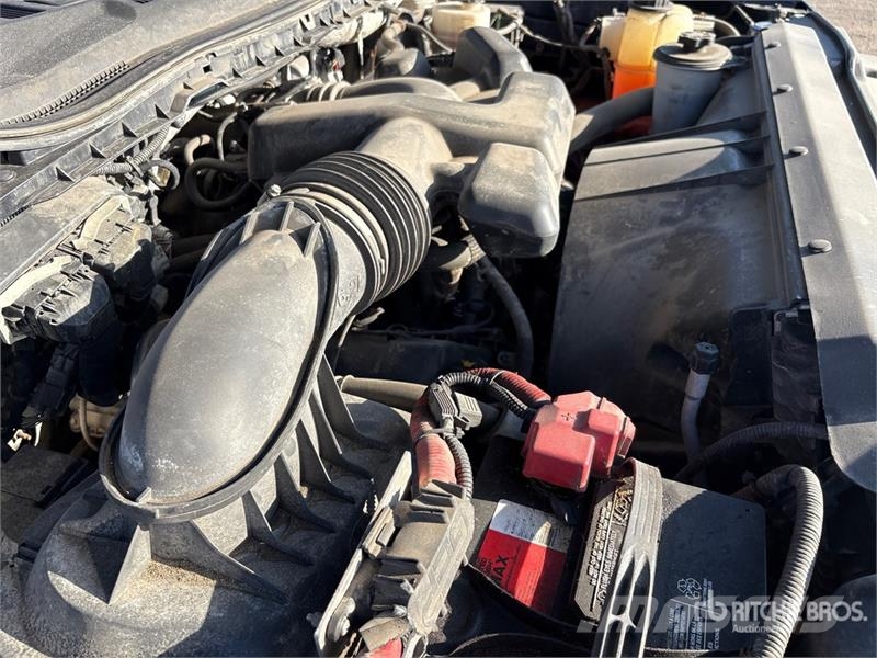 Ford F-250 XLT 4x4 Utility Truck Pikaplar