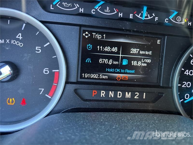 Ford F-250 XLT 4x4 Utility Truck 픽업/드롭사이드